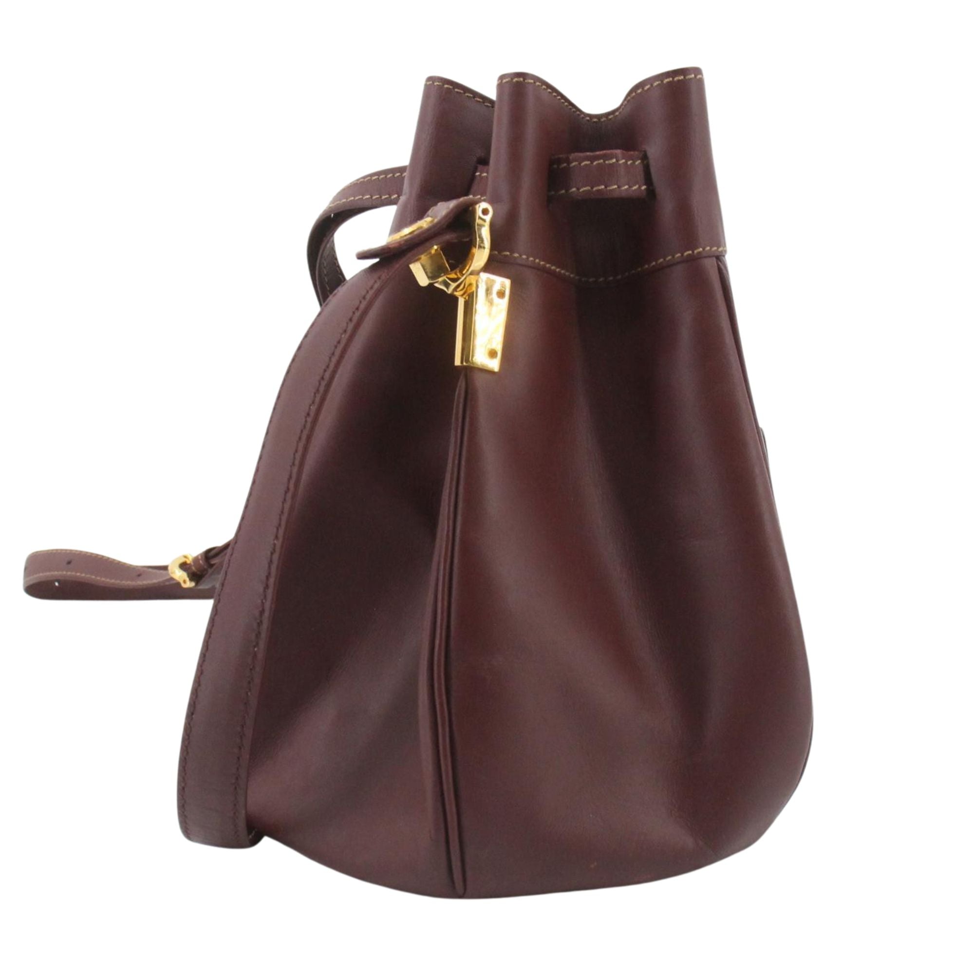 Bolso Bucket Cartier Must de Cartier Burdeos en Piel con Herrajes Dorados