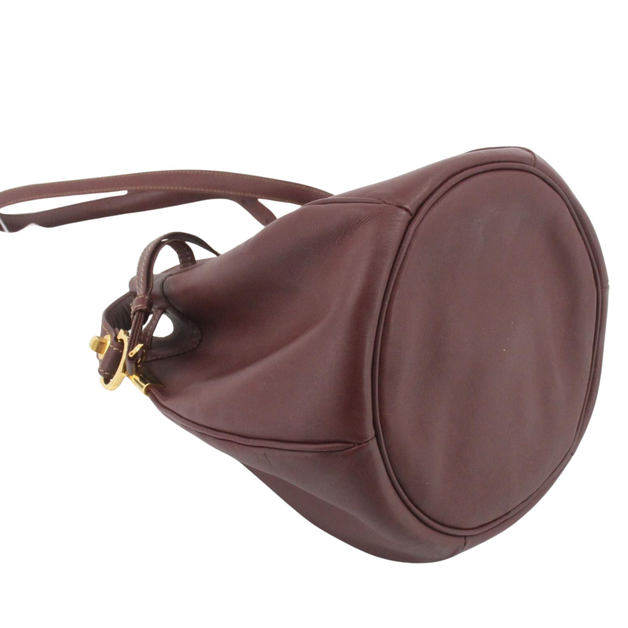 Bolso Bucket Cartier Must de Cartier Burdeos en Piel con Herrajes Dorados