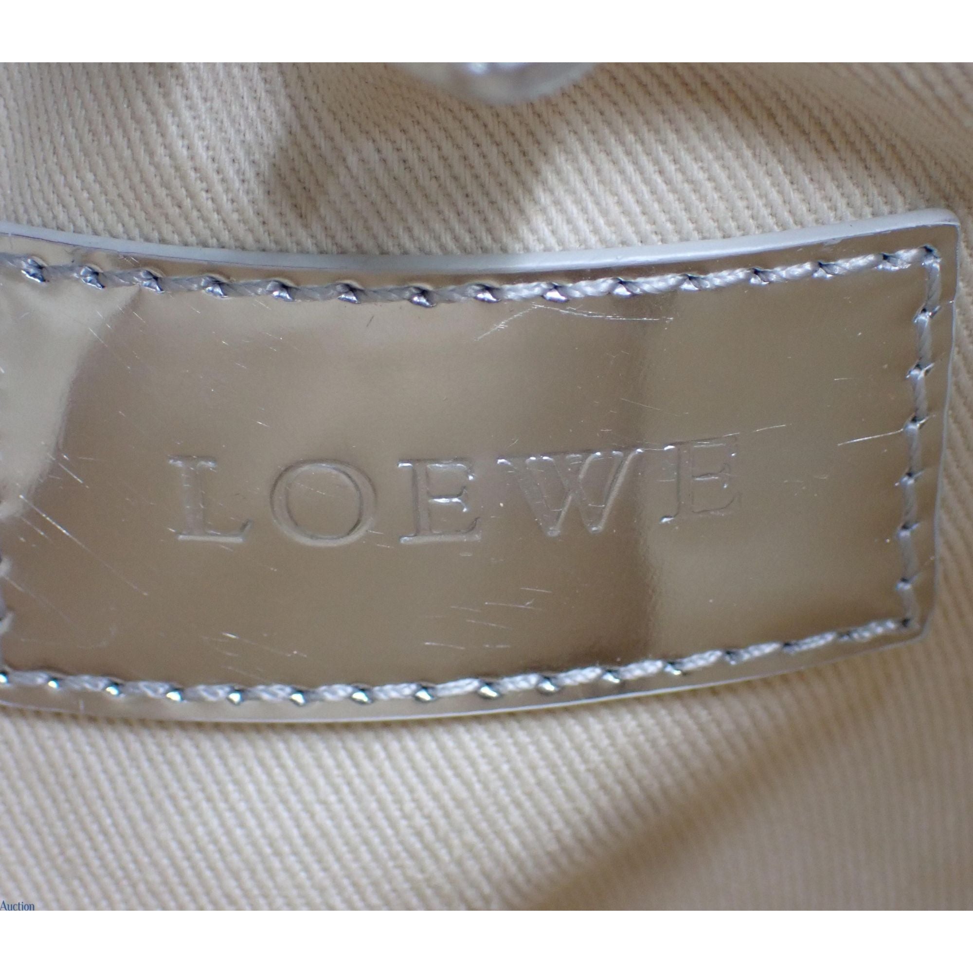 Loewe Mini Anagram Bucket Bag Verde Lima y Plata