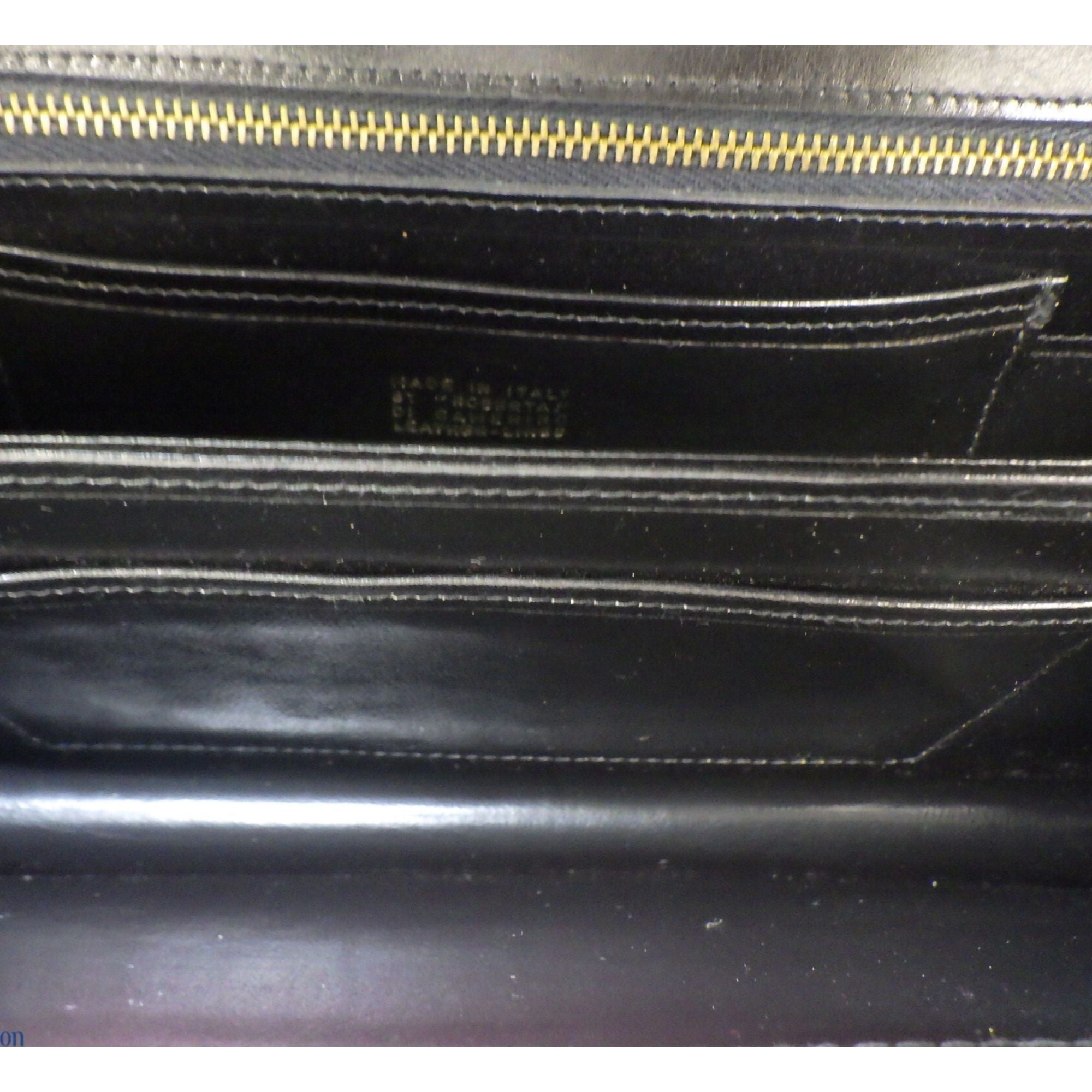 Roberta di Camerino Vintage Velvet Bag Negro y Burdeos con Monedero Original