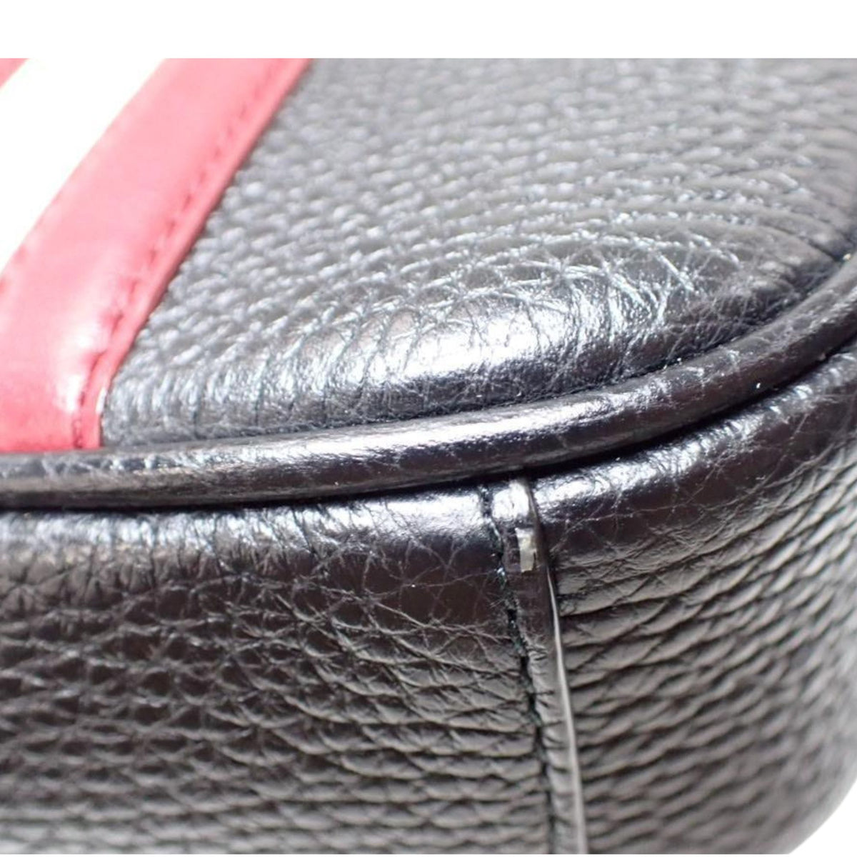 Bally – Bolso bandolera de piel negra con franjas rojas y blancas