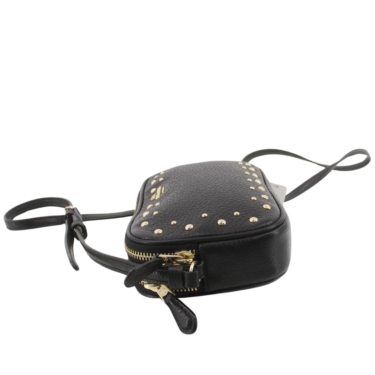 Coach – Bolso bandolera negro de piel granulada con tachuelas doradas