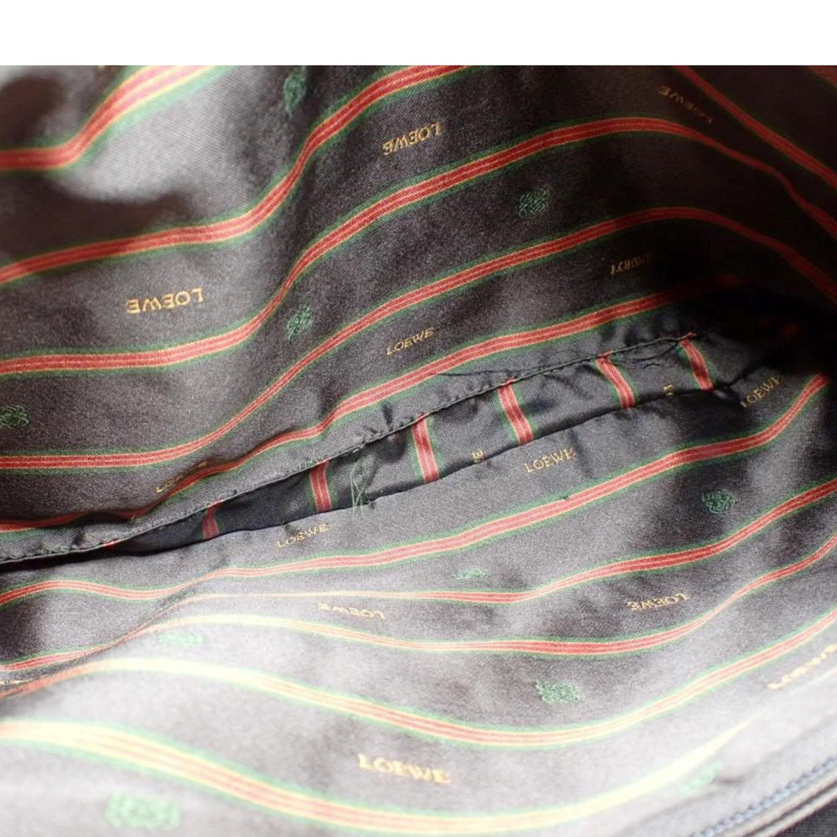 Loewe Vintage – Bolso de hombro de piel camel con anagrama grabado