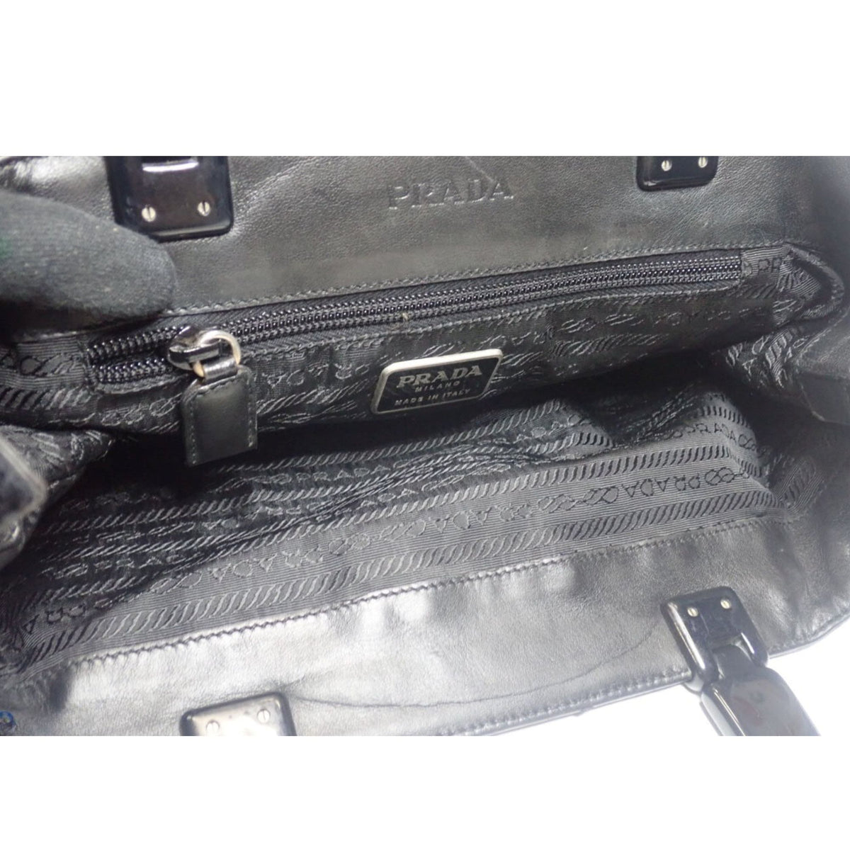 Prada Vintage – Bolso de mano de piel negra con asas rígidas