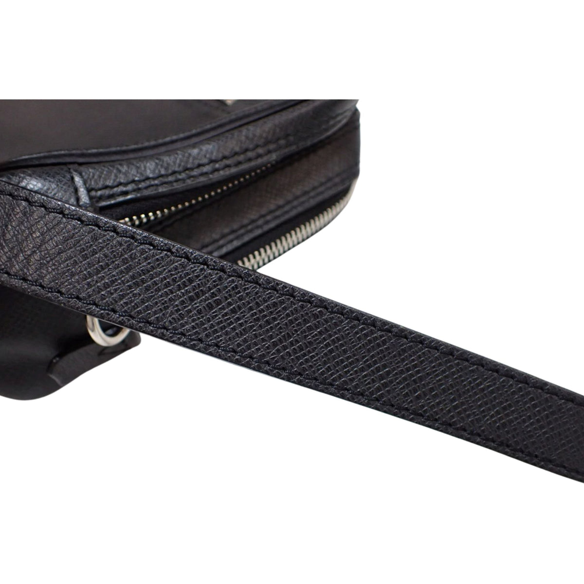 Louis Vuitton Neo Pavel Taiga Ardoise – Bolso de mano de piel negra