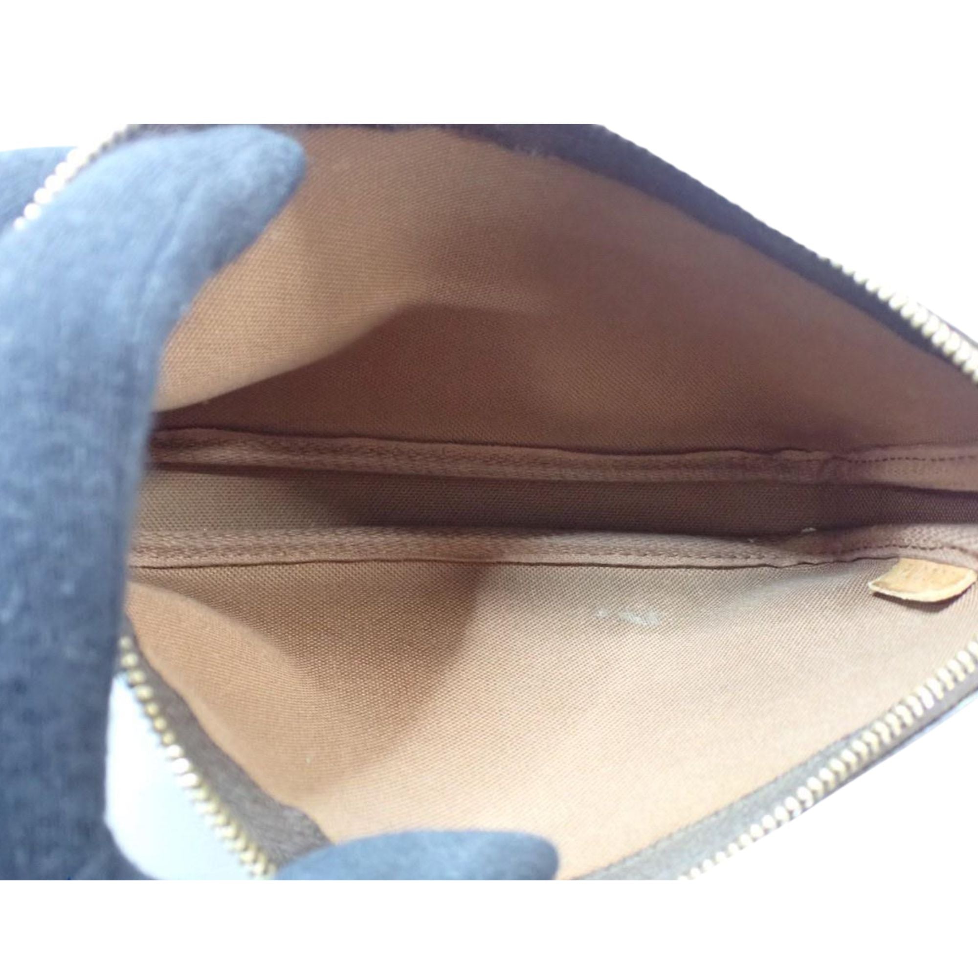 Louis Vuitton Pochette Accessoires Monogram Vintage 2003 Made in France
