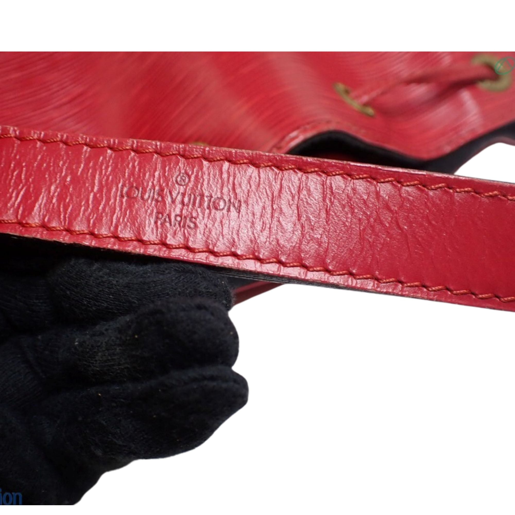 Louis Vuitton Noé Epi Red Shoulder Bag