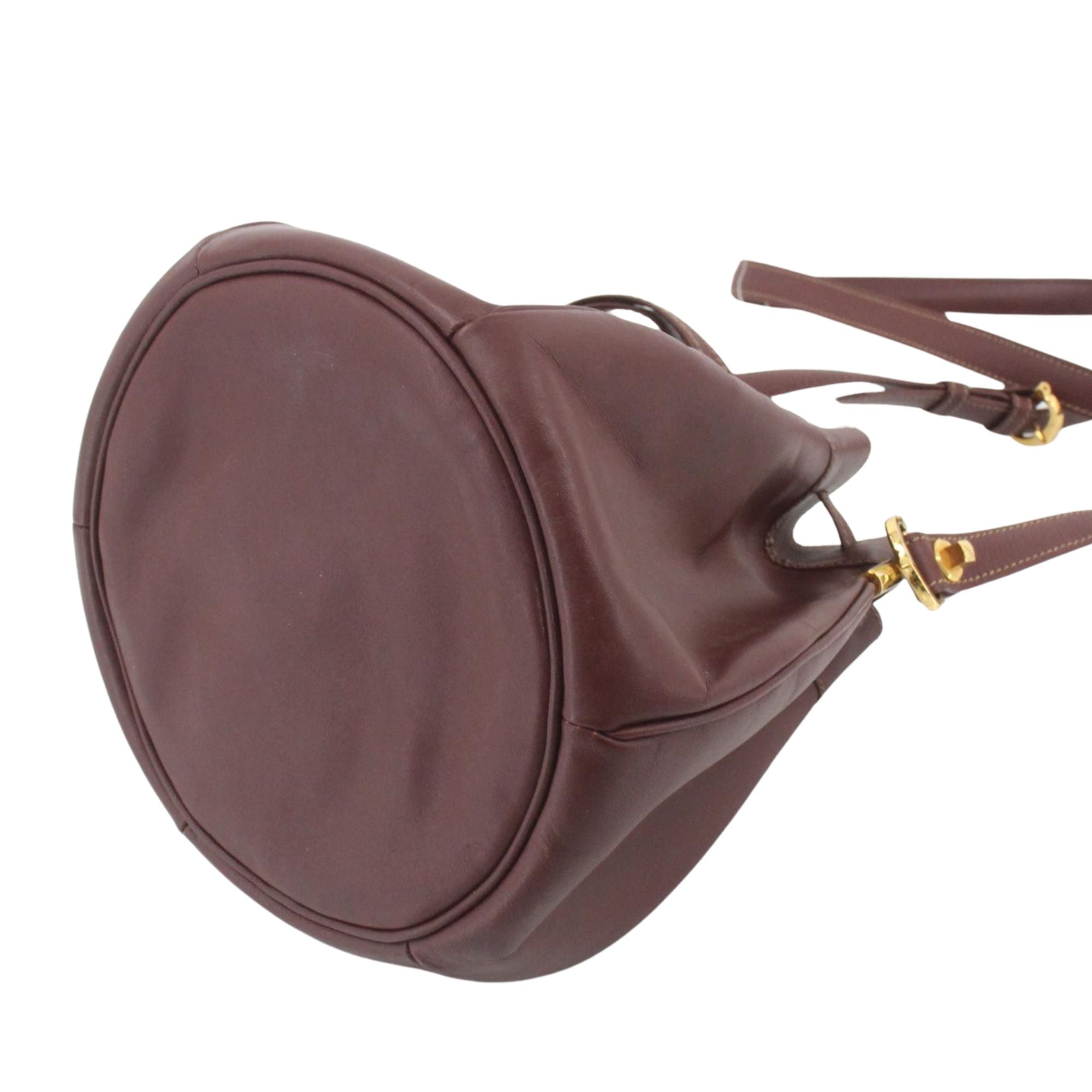 Bolso Bucket Cartier Must de Cartier Burdeos en Piel con Herrajes Dorados