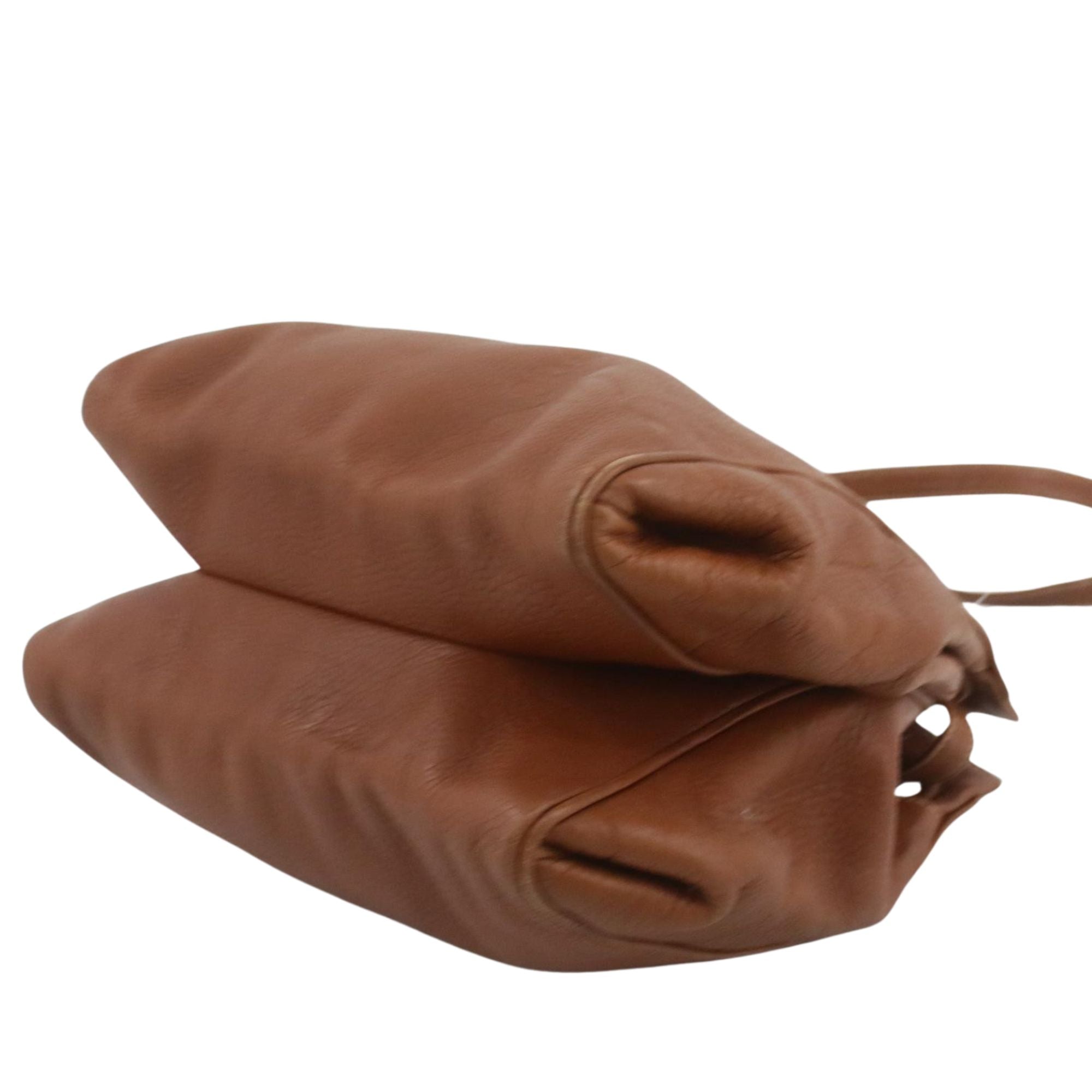 Bolso bucket vintage Loewe en piel marrón coñac con logo Anagrama