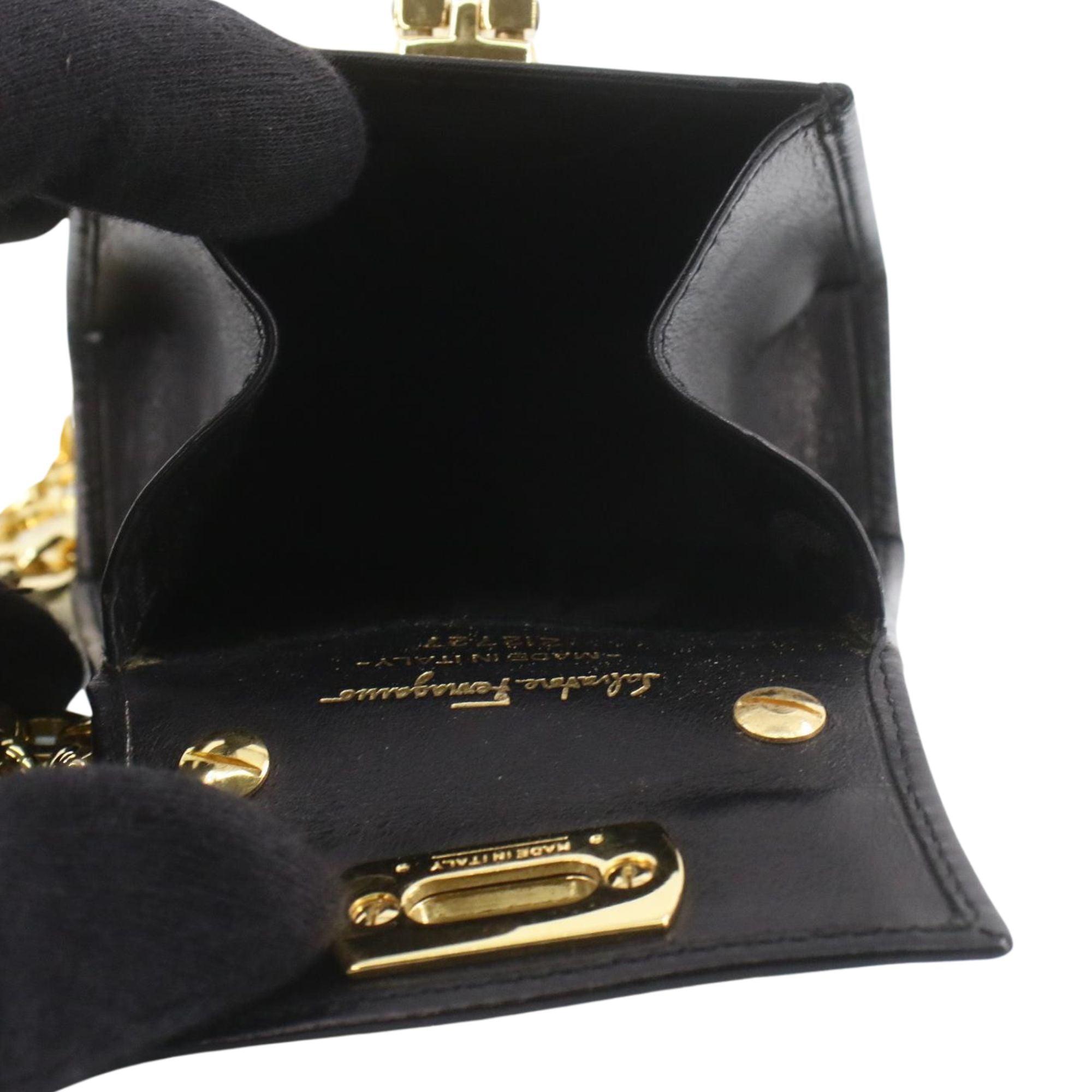 Salvatore Ferragamo Vintage Gancini Mini Shoulder Bag Negra