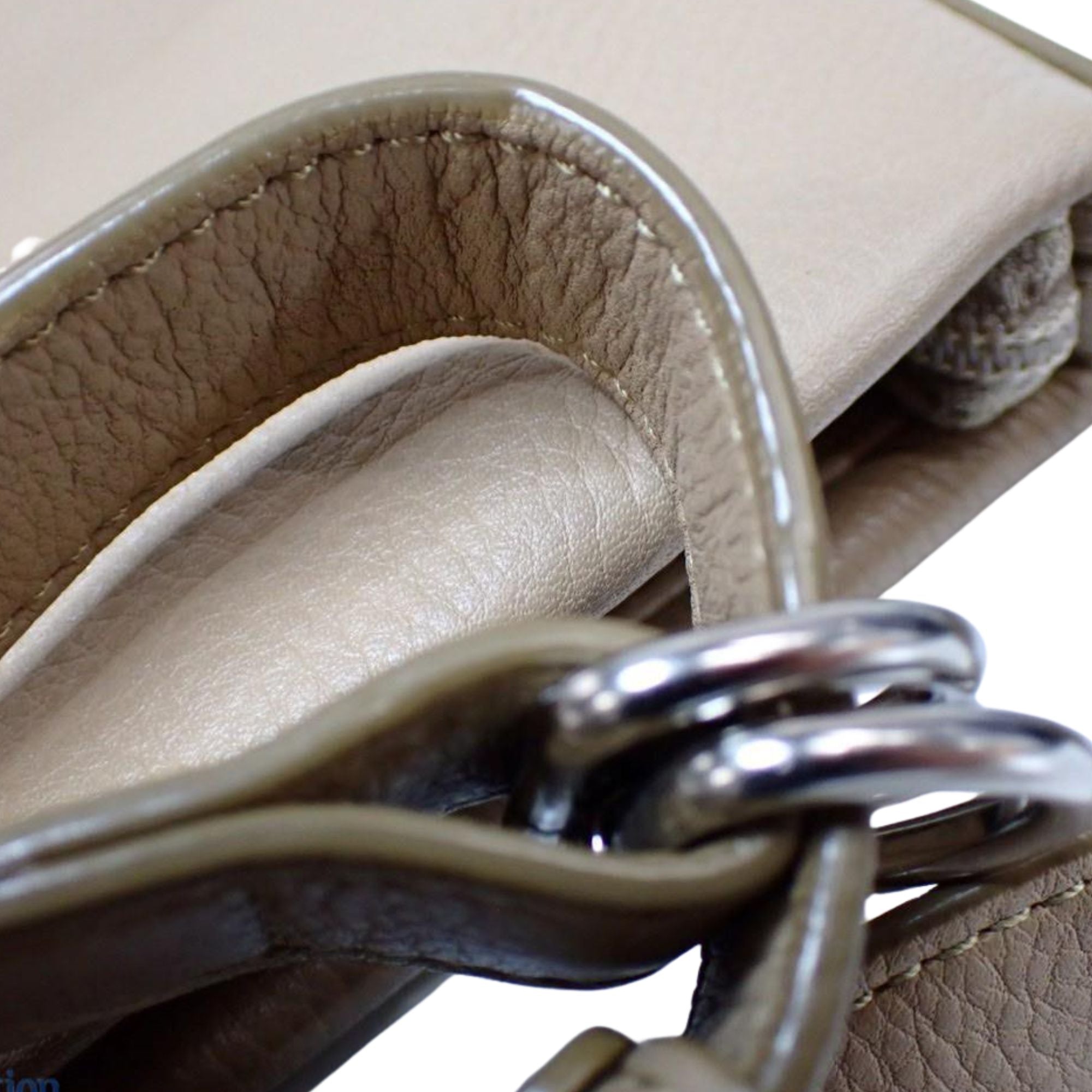 Bolso Bandolera Nina Ricci Beige en Piel