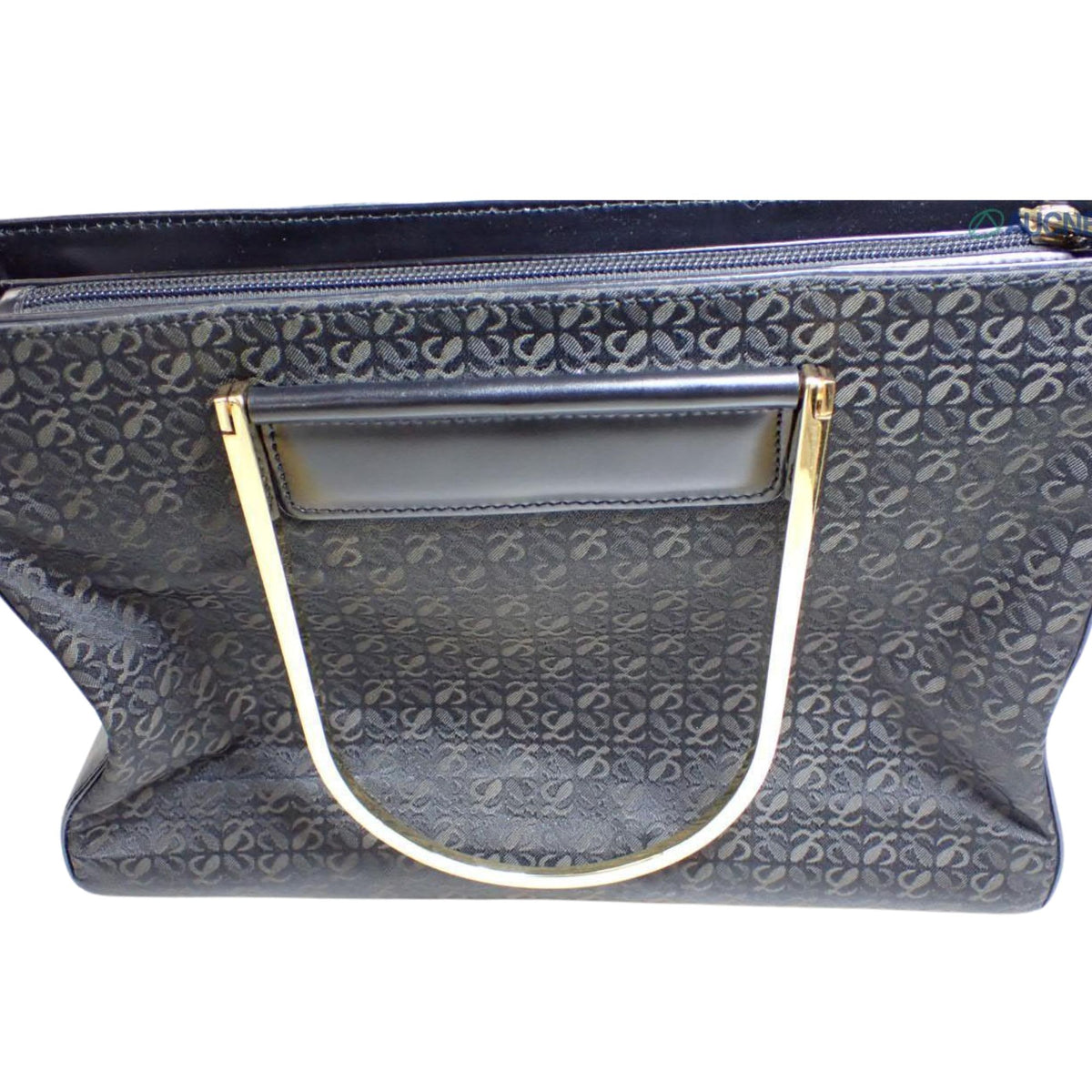 Loewe Madrid – Bolso vintage negro con monograma Anagrama y asas rígidas doradas