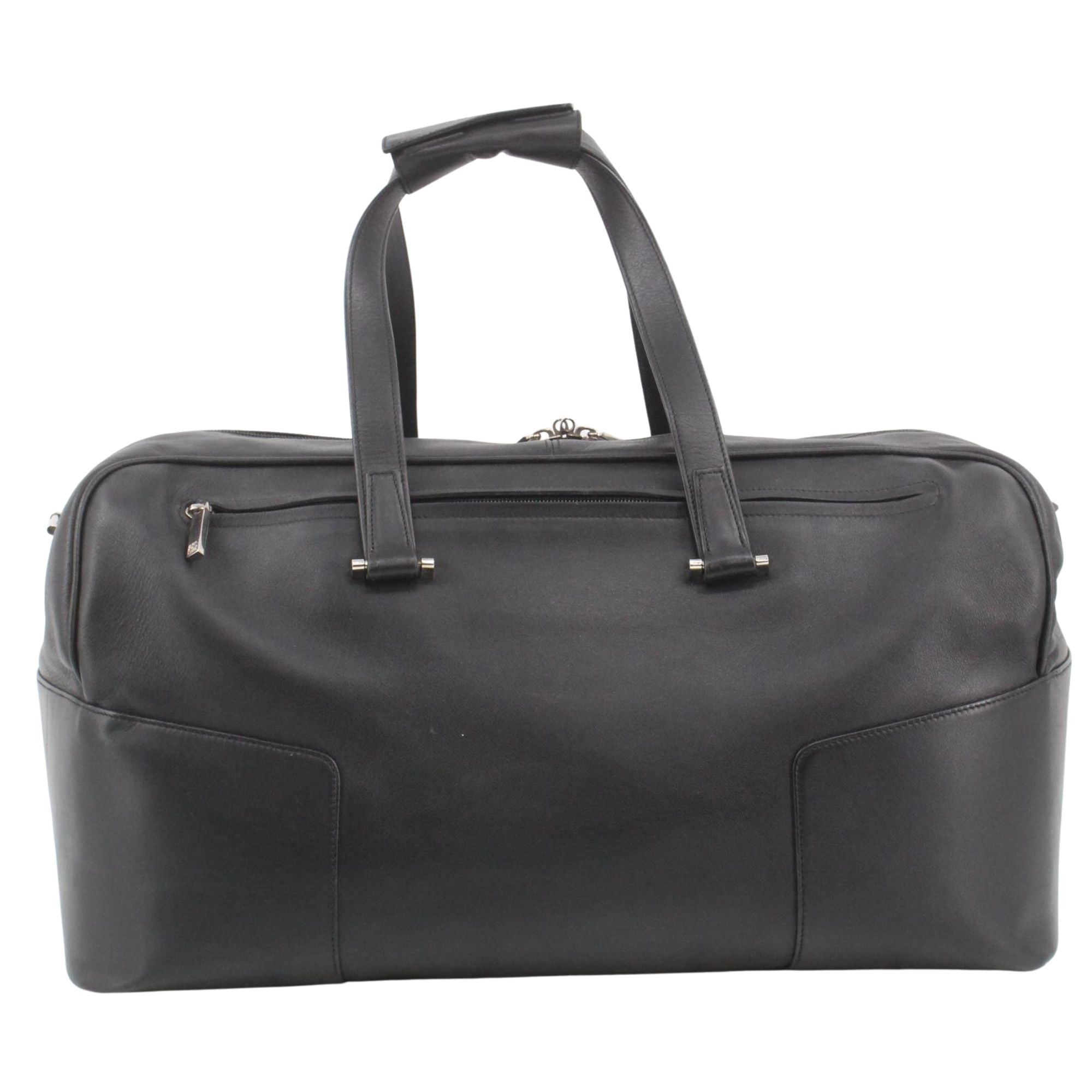 Bolsa de Viaje Loewe de Piel Negra – Elegancia Atemporal para el Viajero Sofisticado