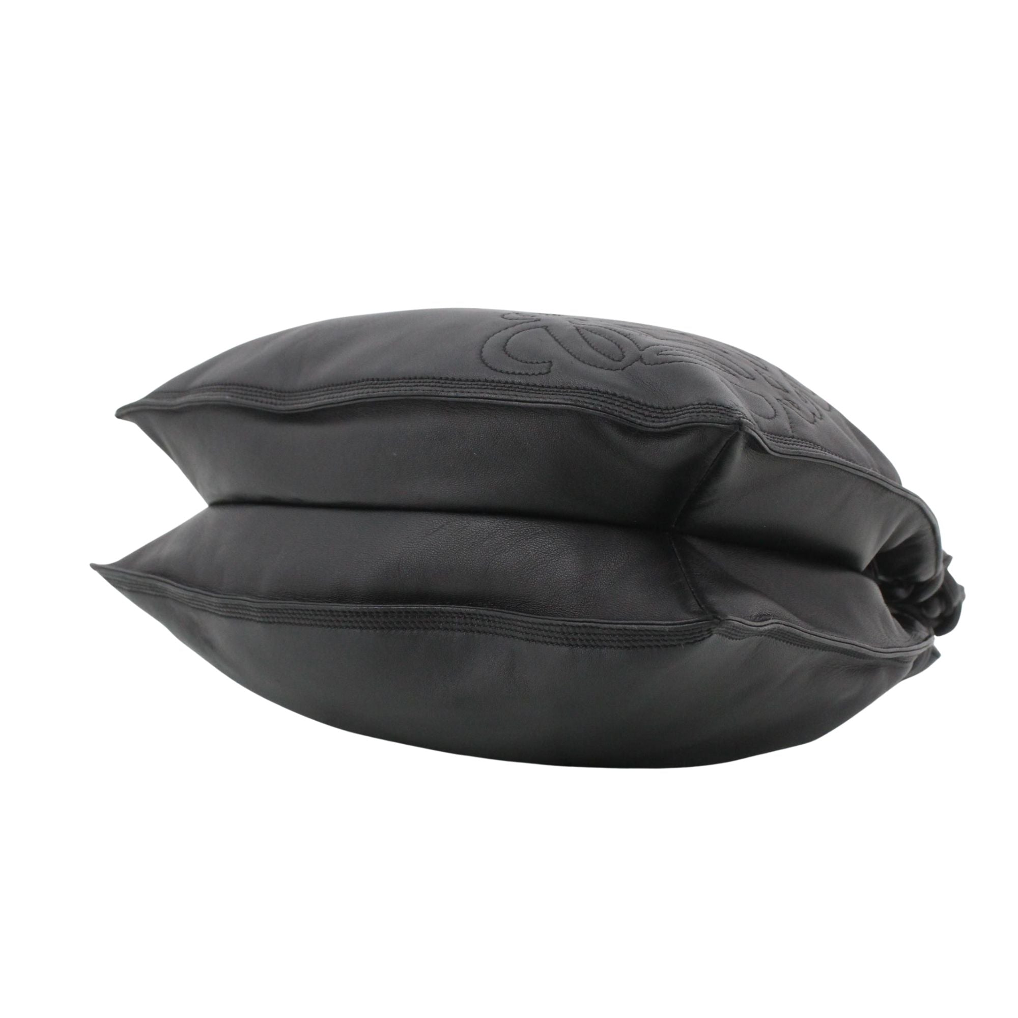 Bolso Loewe Flamenco Knot Tote Negro en Piel