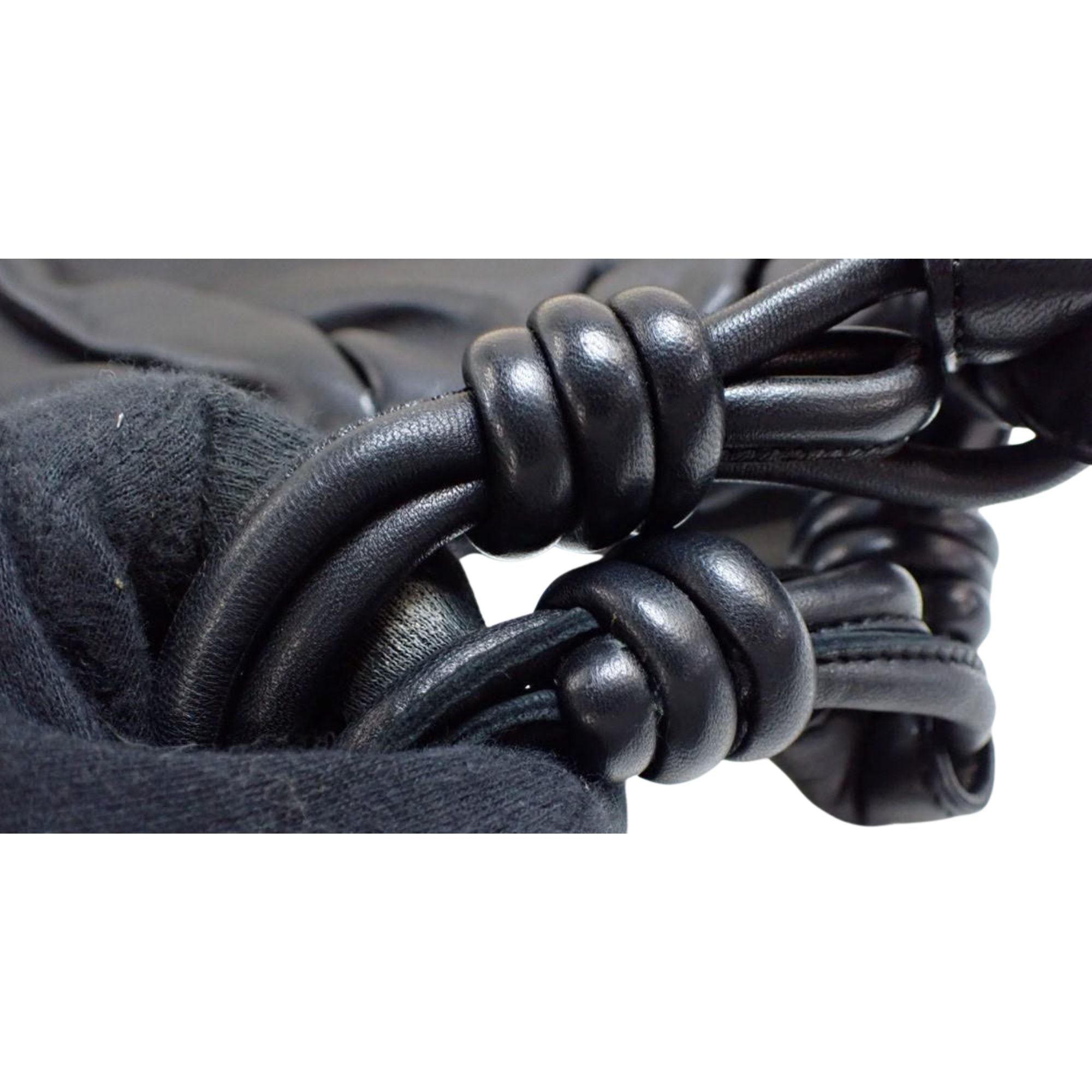 Bolso Loewe Flamenco Knot Tote Negro en Piel