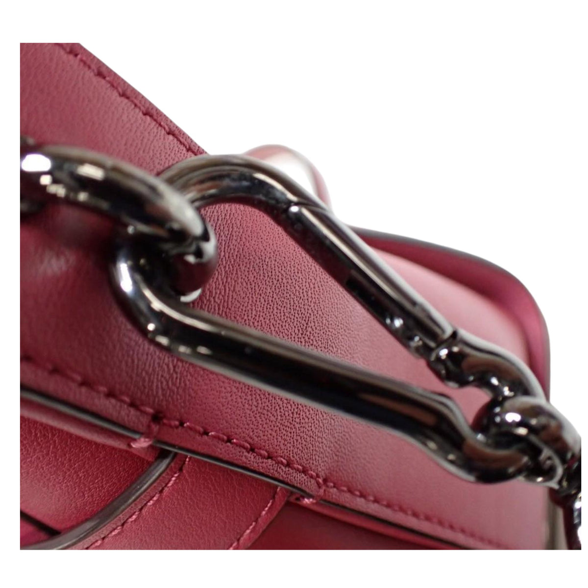 Coach Swagger 27 – Bolso de piel rosa con herrajes plateados y bandolera
