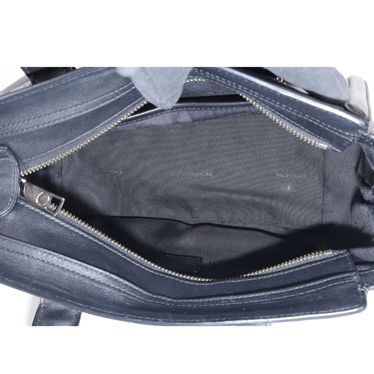 Coach Swagger 27 – Bolso de piel negra con herrajes plateados