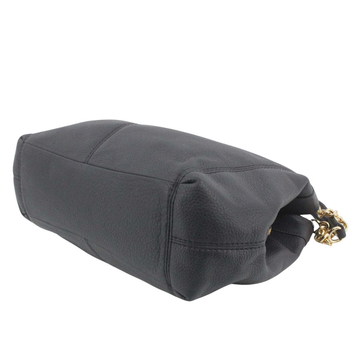 Coach – Bolso hobo de piel negra granulada con cadenas doradas