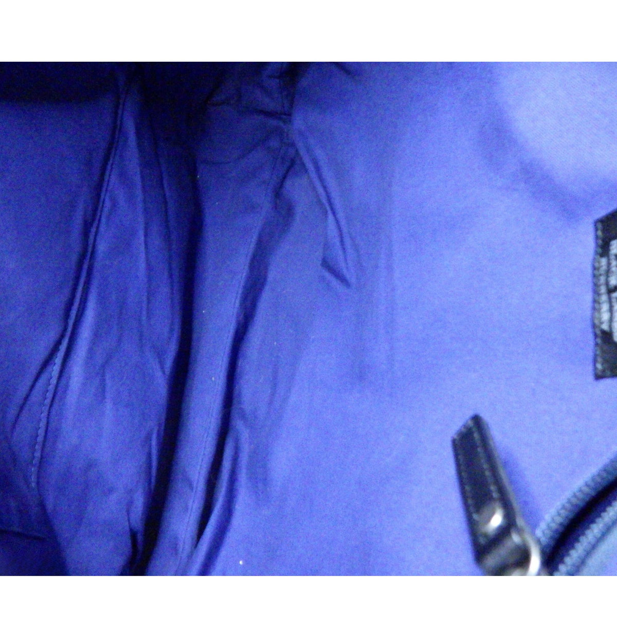Burberry Black Label – Bolso shopper de piel negra con interior azul