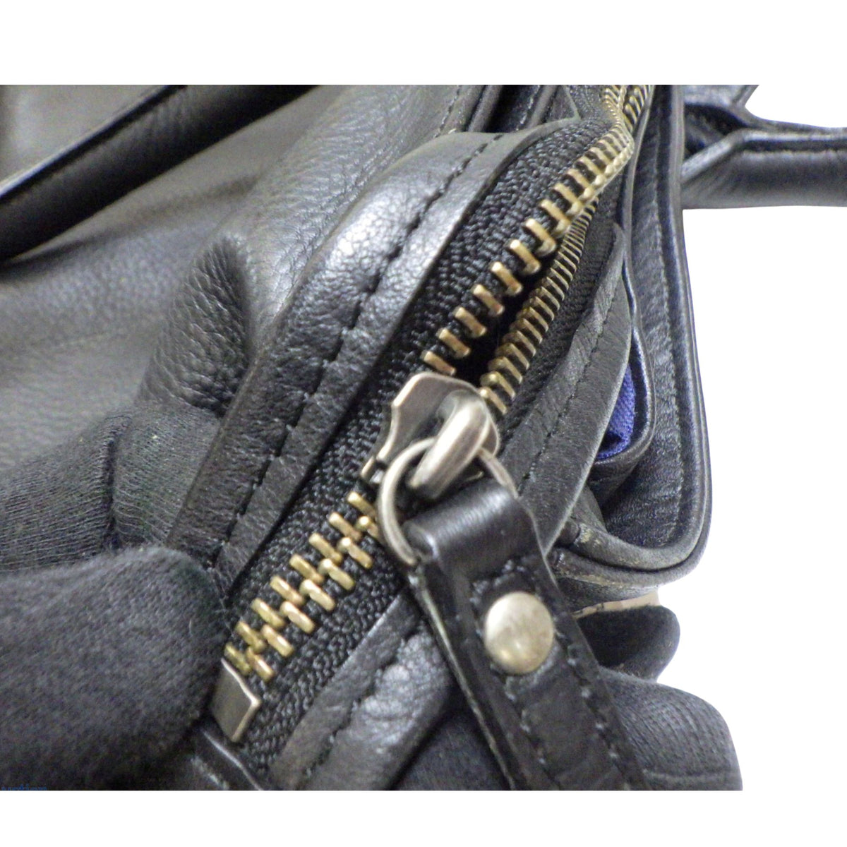 Burberry Black Label – Bolso shopper de piel negra con interior azul