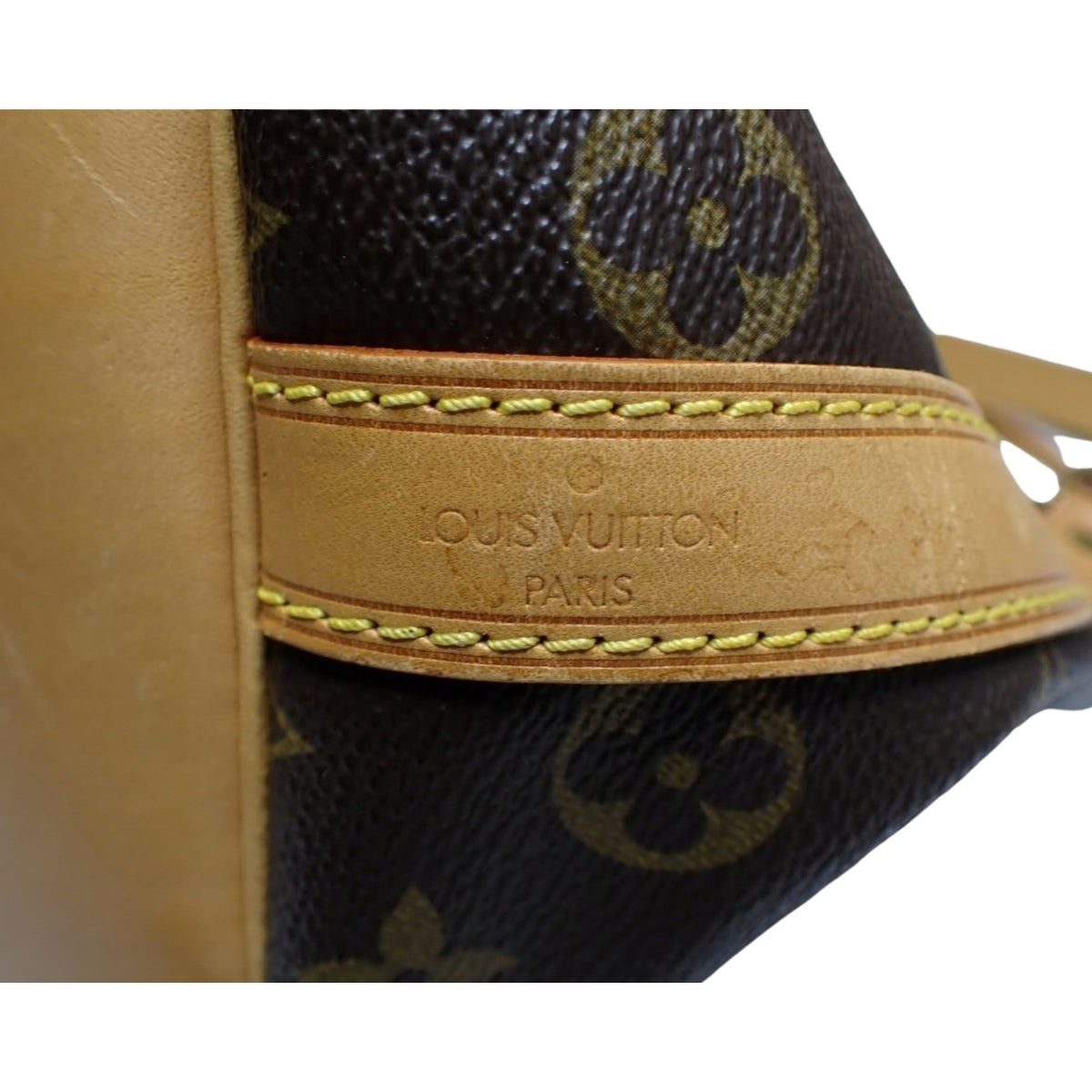 Louis Vuitton Petit Noé Monogram Vintage – Bolso de Hombro de Lona y Piel Natural