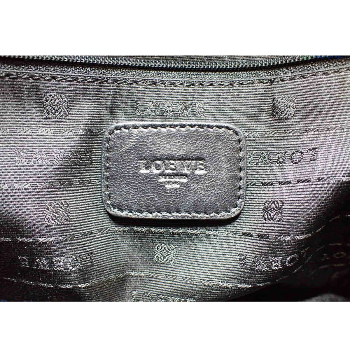 Loewe Amazona 28 Vintage de Piel Metalizada Bronce con Anagrama