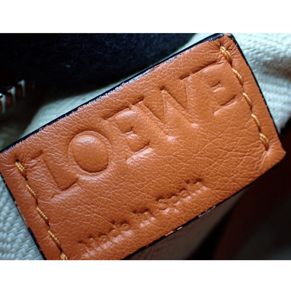 Loewe Puzzle Original de Piel Naranja Terracota – Bolso de Lujo Preloved